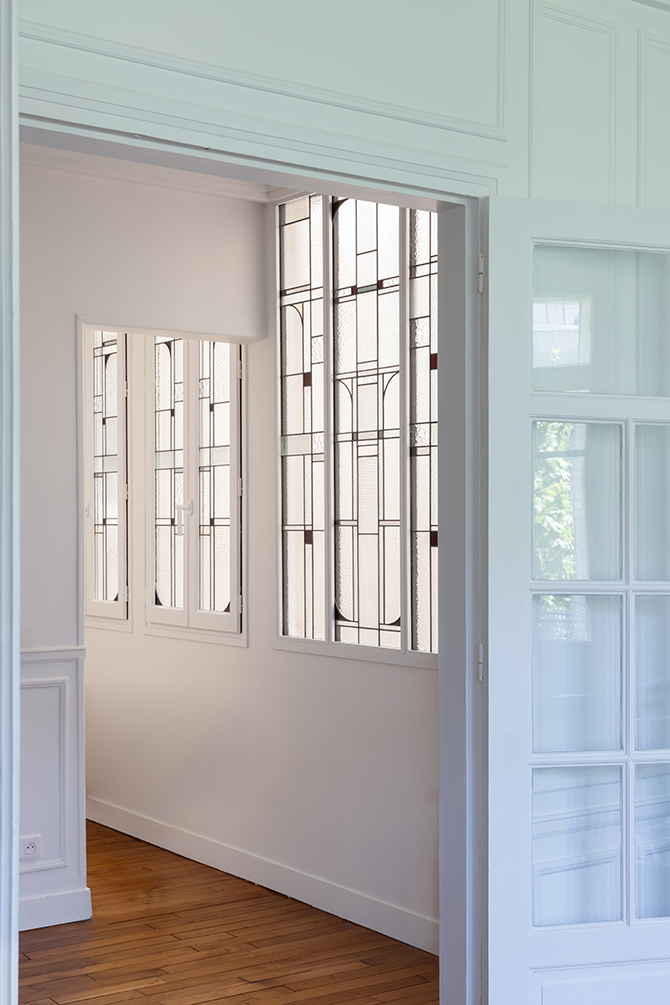 Atelier De Vitrail Paris Stained Glass Studio Vitrail Art Deco Contemporain Vitrail Minimaliste Vitrail Mondrian Atelier De Vitrail Paris Stained Glass Studio Vitrail Art Deco Contemporain Vitrail Minimaliste Vitrail Mondrian